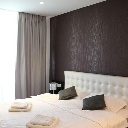 Luxury Trip Apartman Nagyvárad Kültér fotó