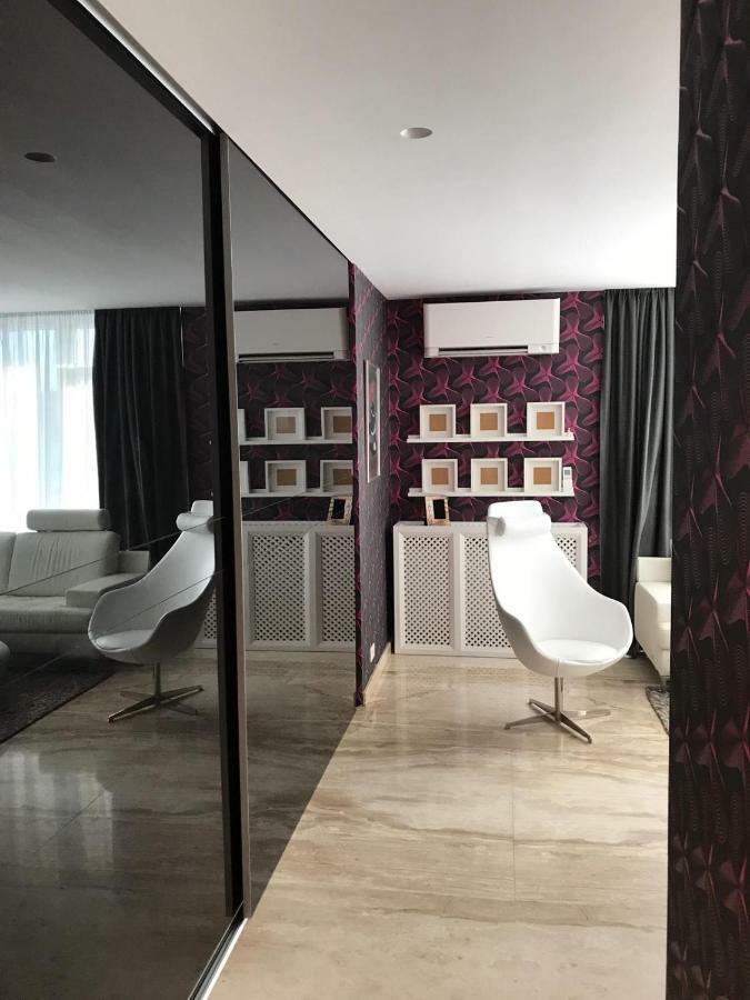Luxury Trip Apartman Nagyvárad Kültér fotó